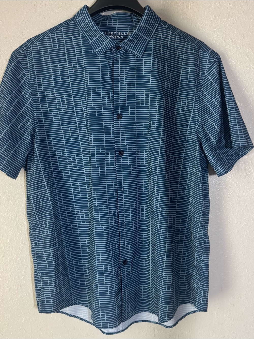 Perry Ellis Blue Grid Short-Sleeve Button-Down Shirt